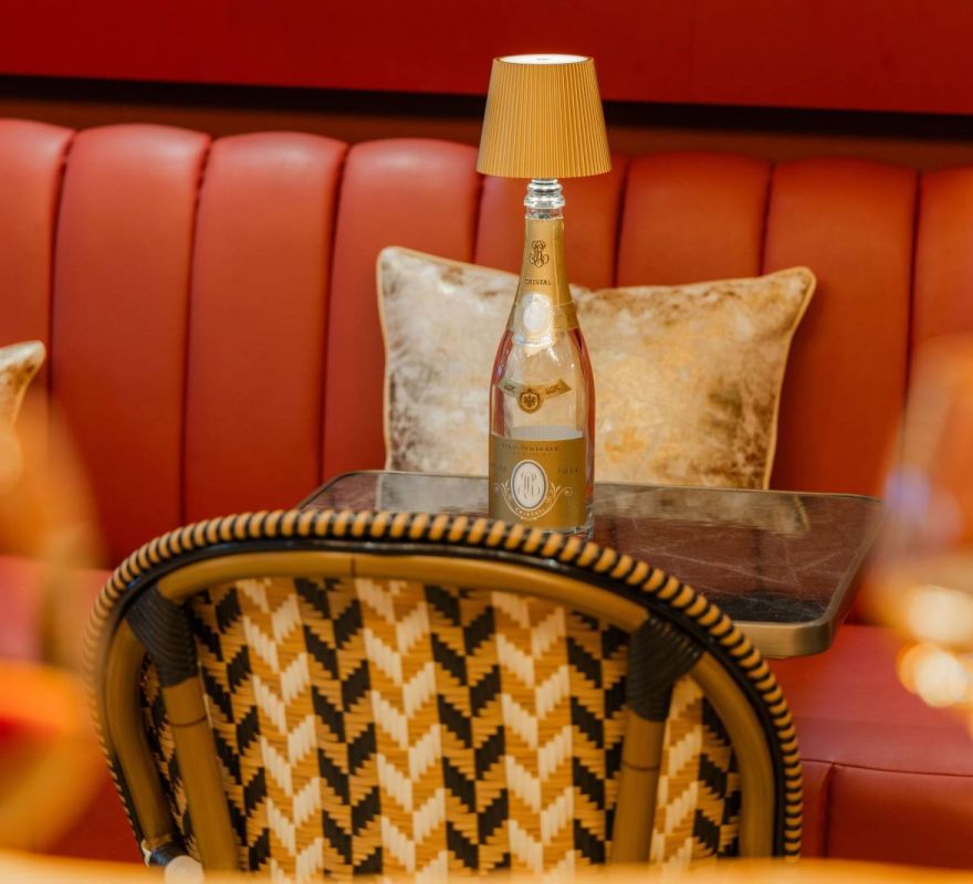 The Cork Club, Grindelwald, Schweiz